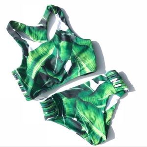 ROMWE Swim - NWOT Green Leaf Print Cutout Racer Back Tankini ROMWE Swim - NWOT Green Leaf Print Cutout Racer Back Tankini